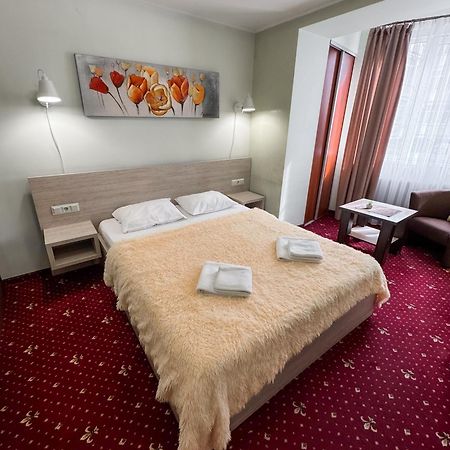 Apartments Deluxe Ivano-Frankivszk Kültér fotó