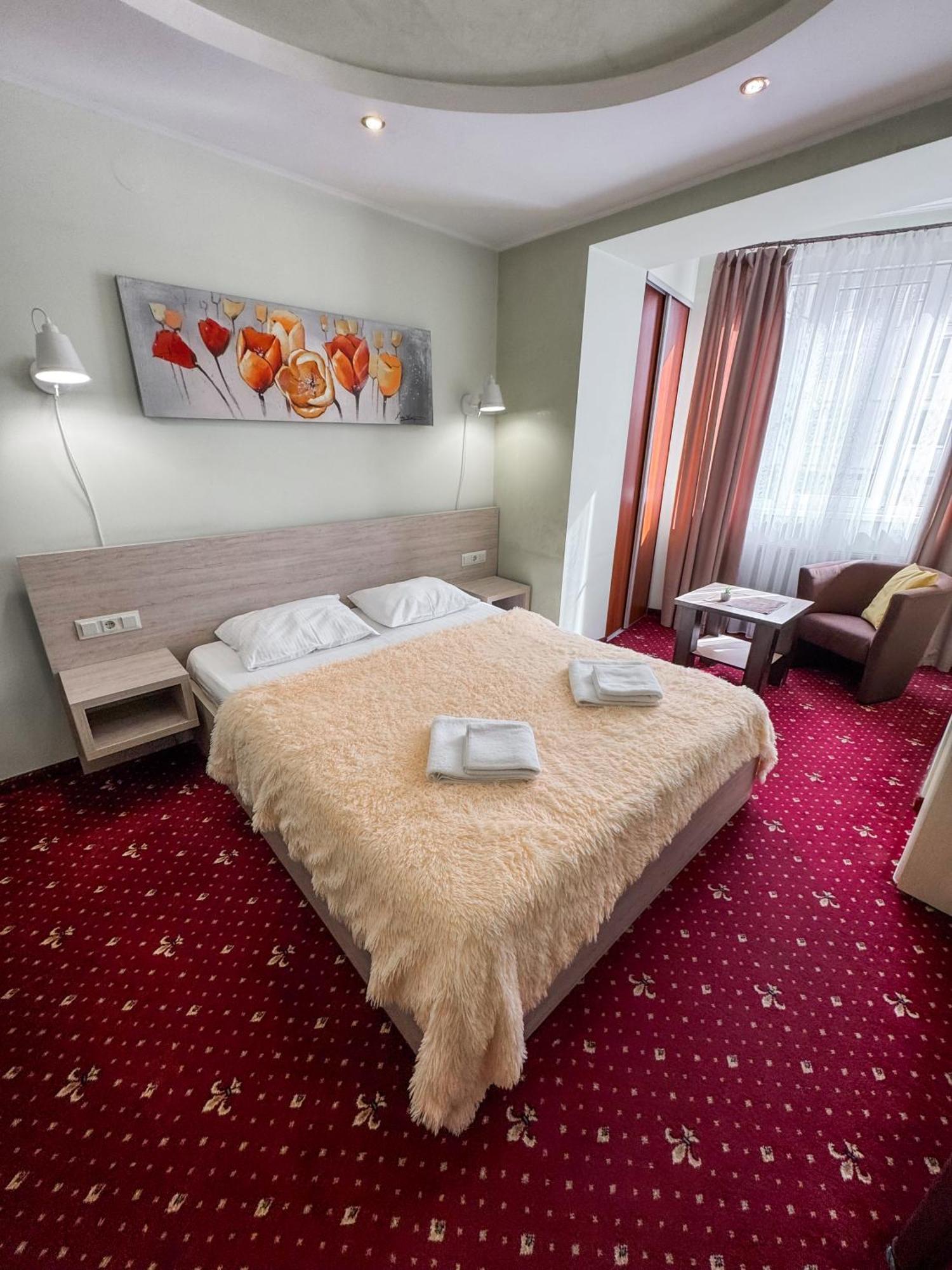 Apartments Deluxe Ivano-Frankivszk Kültér fotó