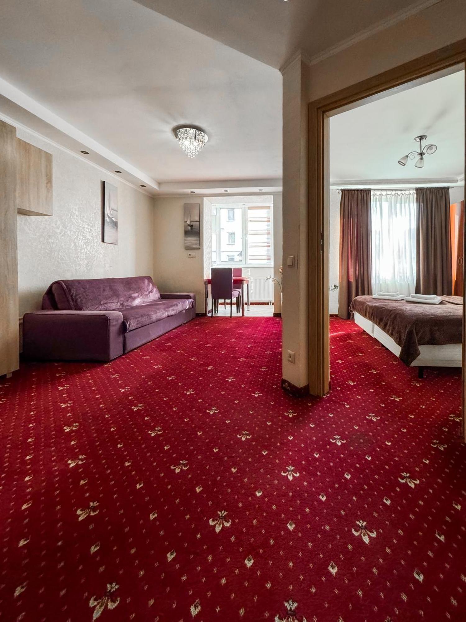 Apartments Deluxe Ivano-Frankivszk Kültér fotó