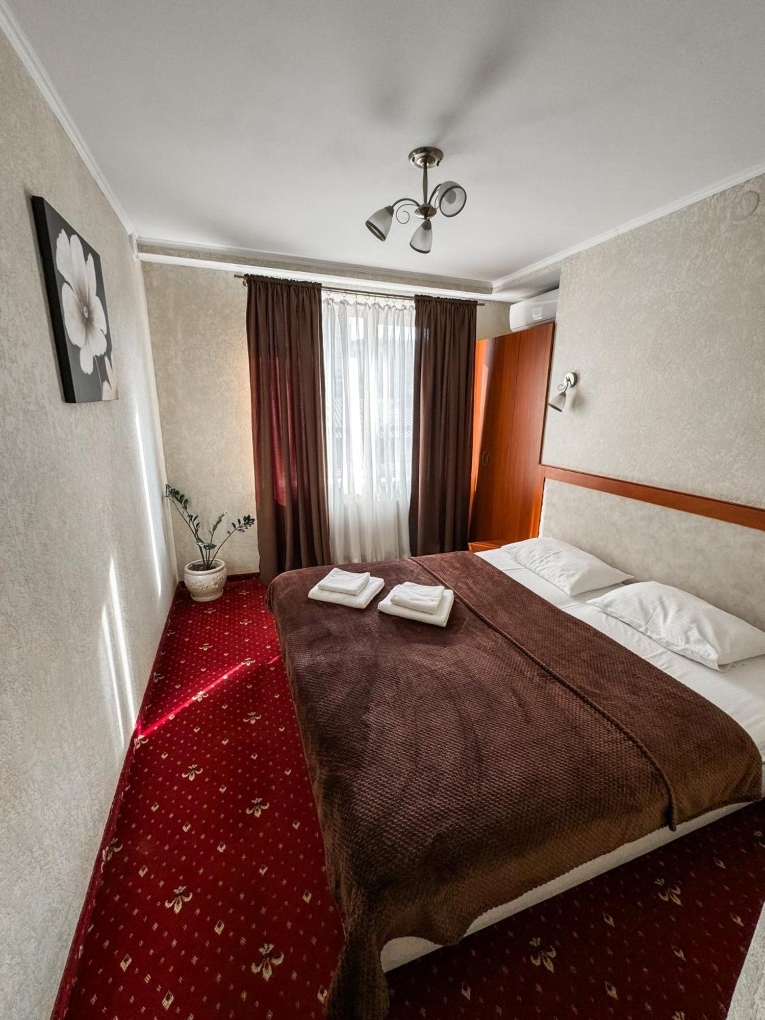 Apartments Deluxe Ivano-Frankivszk Kültér fotó