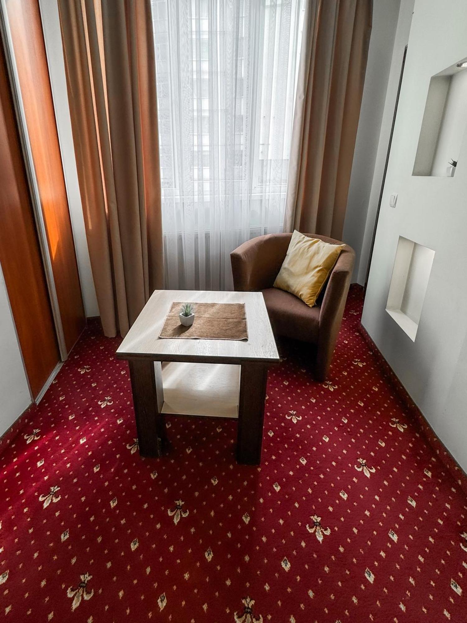 Apartments Deluxe Ivano-Frankivszk Kültér fotó