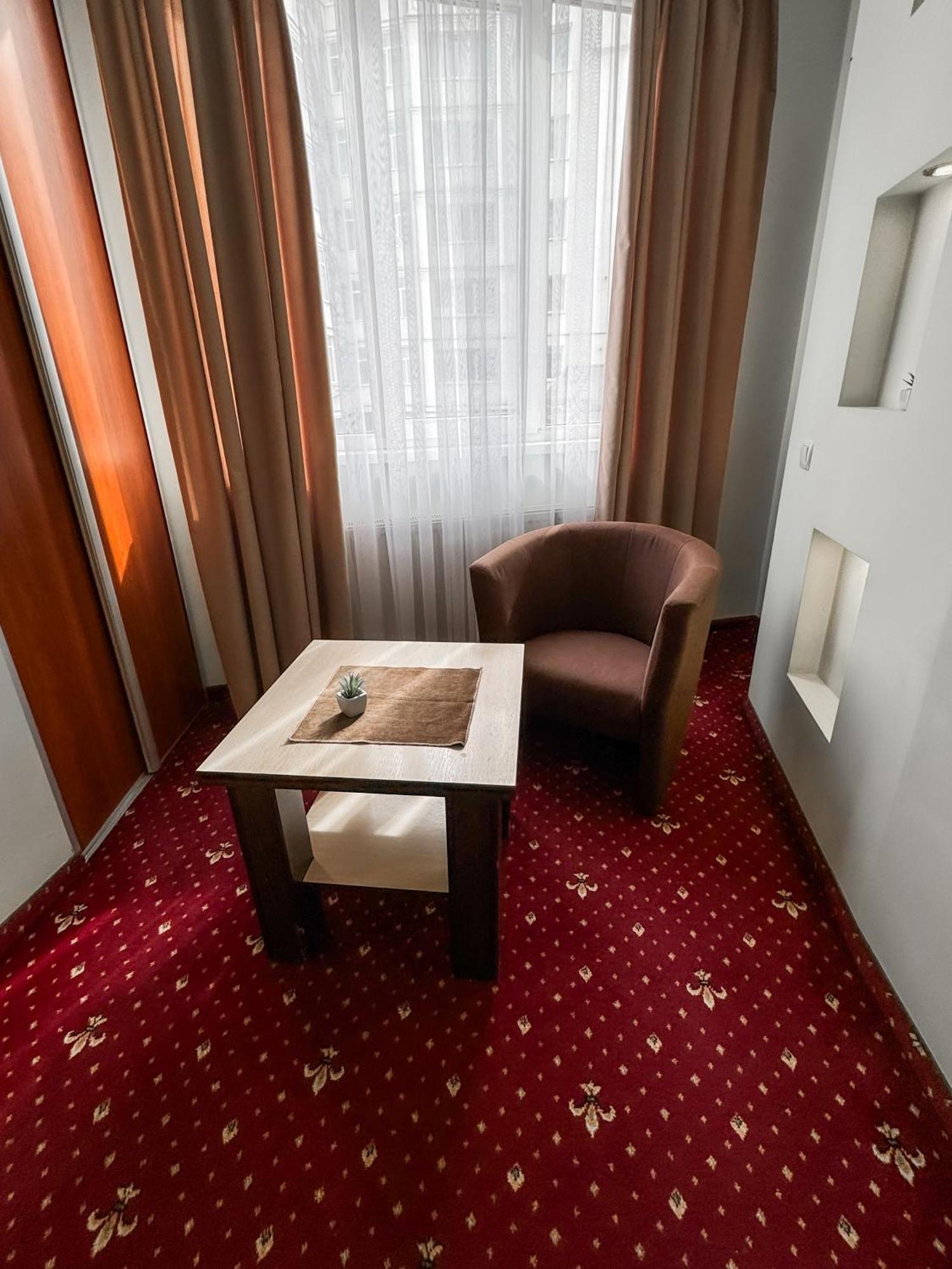 Apartments Deluxe Ivano-Frankivszk Kültér fotó