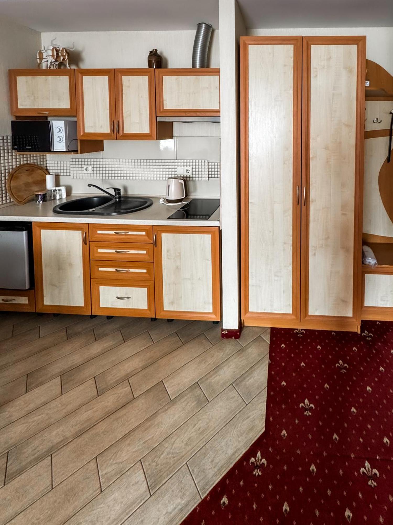 Apartments Deluxe Ivano-Frankivszk Kültér fotó