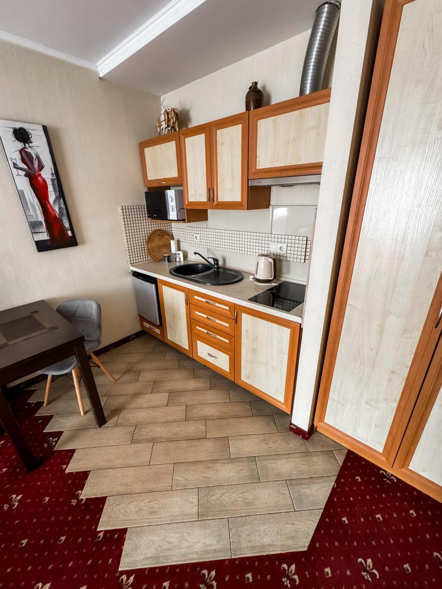 Apartments Deluxe Ivano-Frankivszk Kültér fotó